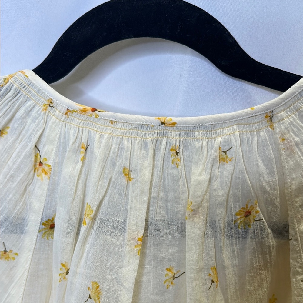 Madewell Cream Short Sleeve Floral Button Front Blouse - Picture 7 of 8